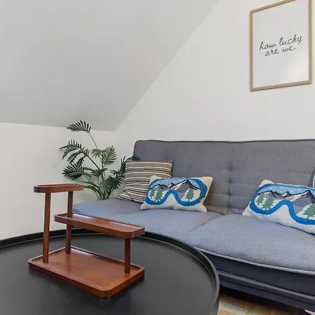 Gemuetliche Im Zentrum Beim Casino